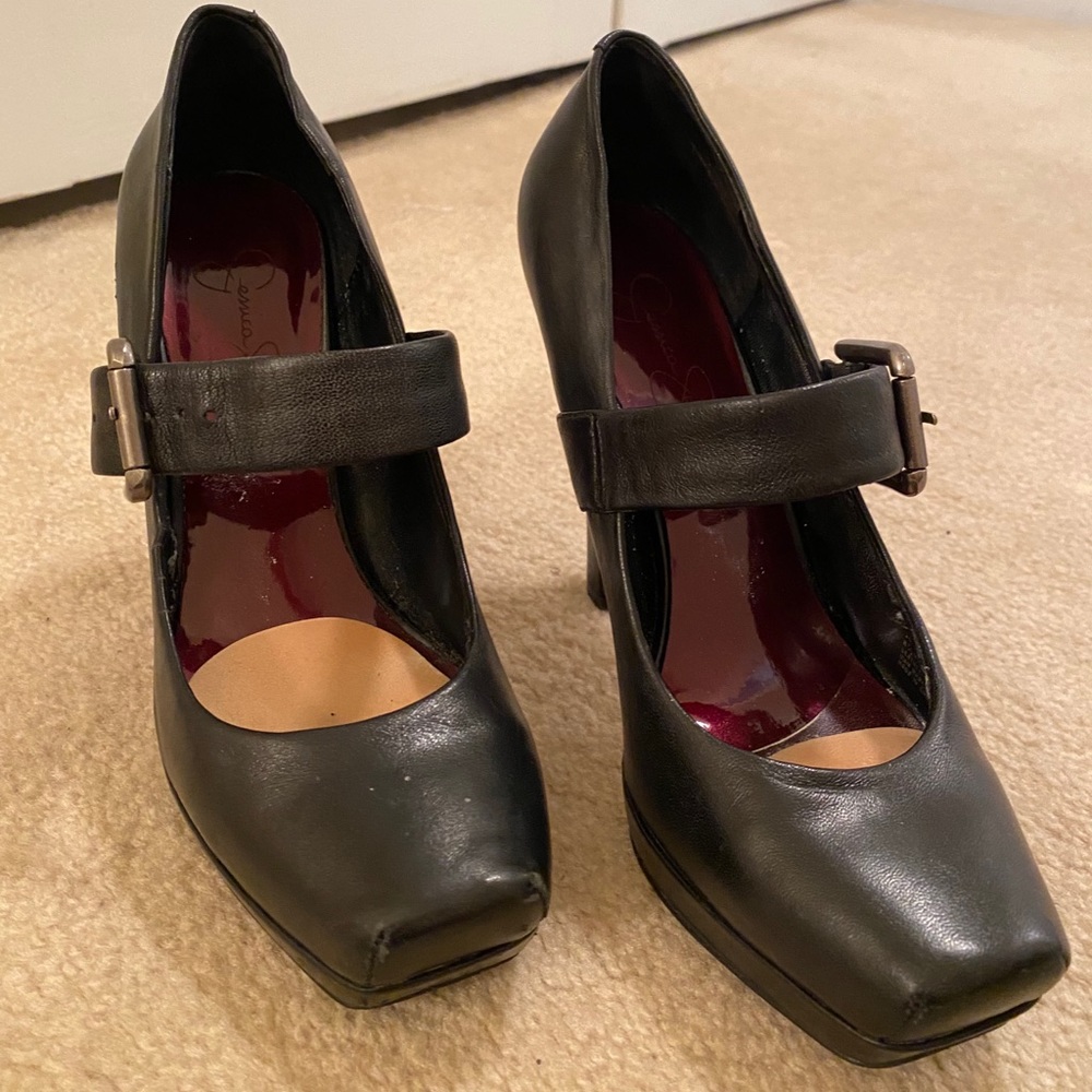 Jessica Simpson 8 1/2 Black Mary Jane Heels